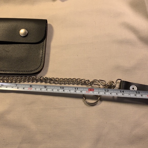 NWOT Leather large wallet on a chain, Motocycle - Picture 15 of 16